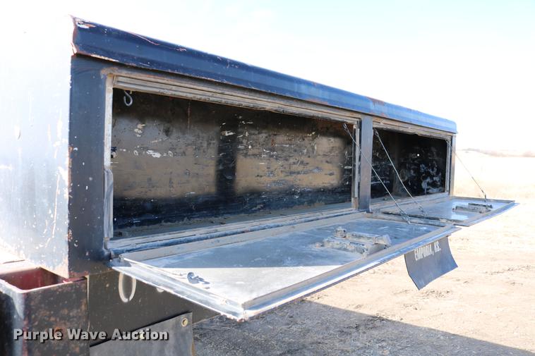 image for item DC3549 1997 Great Dane GPMWSHR248 flatbed trailer