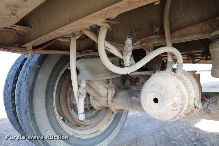 image for item DC3549 1997 Great Dane GPMWSHR248 flatbed trailer