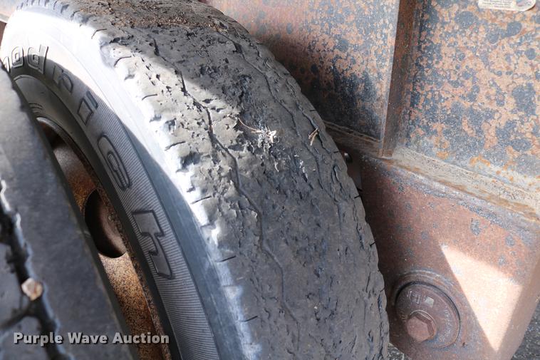 image for item DC3549 1997 Great Dane GPMWSHR248 flatbed trailer