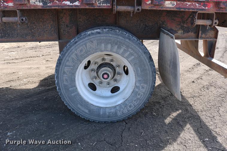 image for item DC3549 1997 Great Dane GPMWSHR248 flatbed trailer