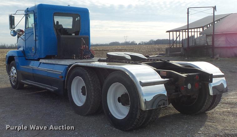 image for item DC7403 1990 Freightliner FLD120 semi truck