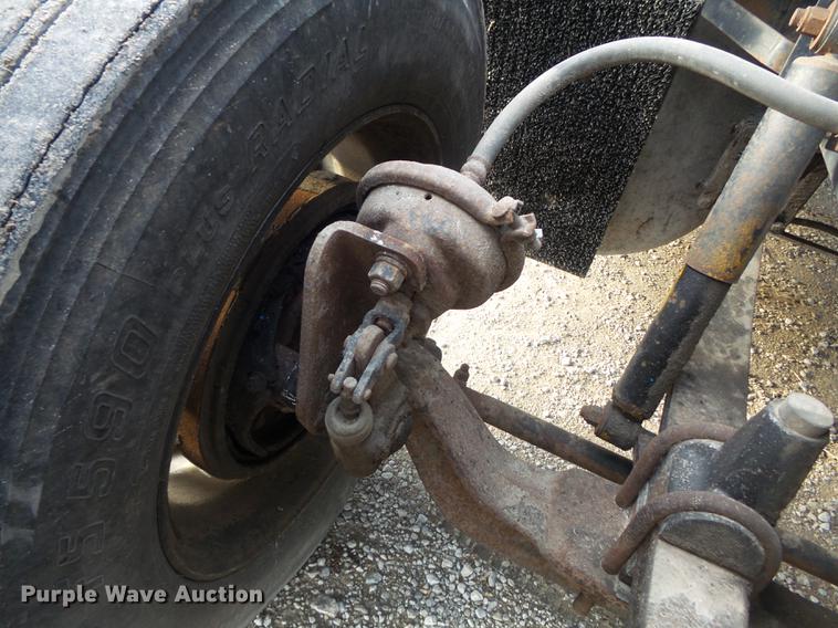 image for item DC7403 1990 Freightliner FLD120 semi truck