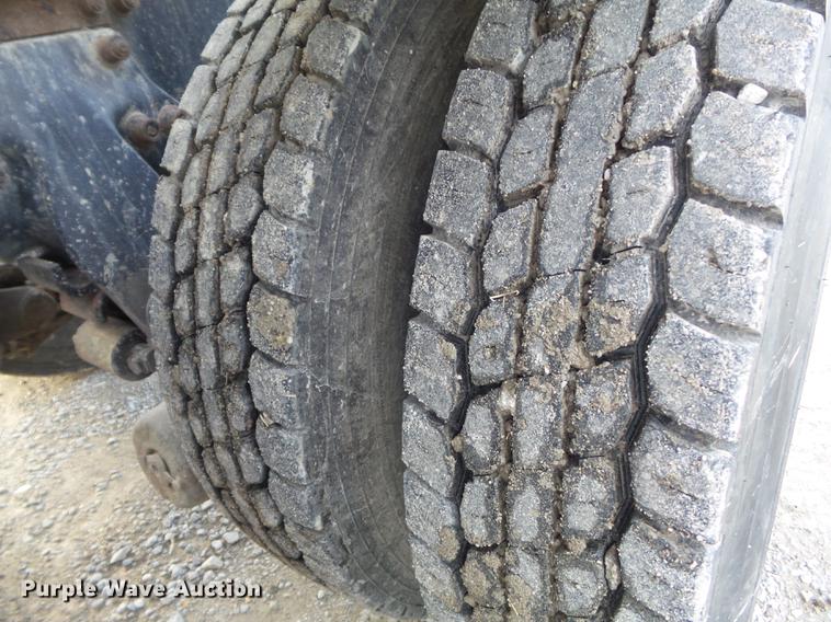 image for item DC7403 1990 Freightliner FLD120 semi truck