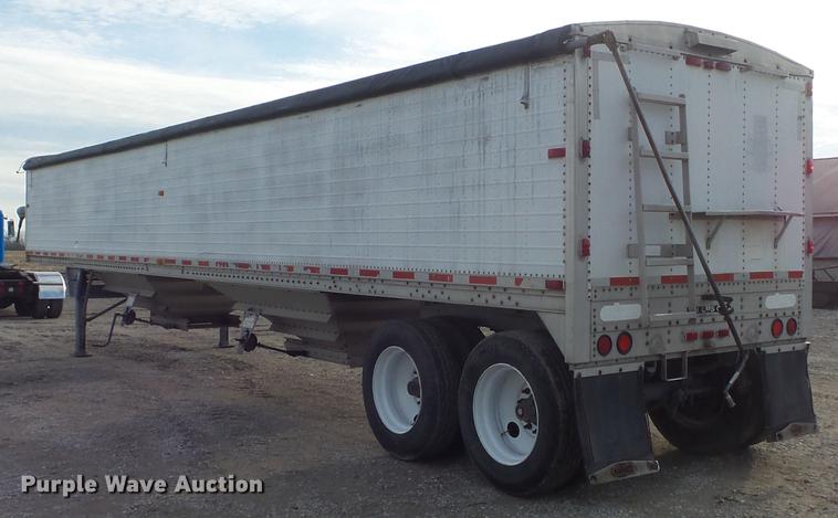 image for item DC7404 1991 Wilson DWH-200 double hopper grain trailer