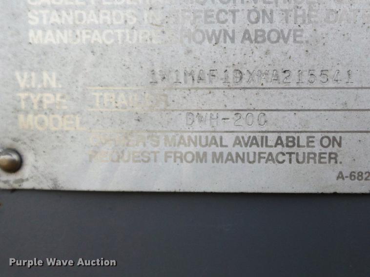 image for item DC7404 1991 Wilson DWH-200 double hopper grain trailer