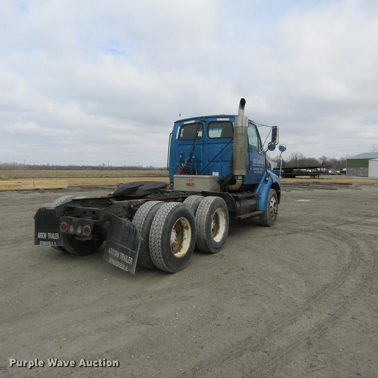 image for item DC7406 2001 Sterling 9500 semi truck