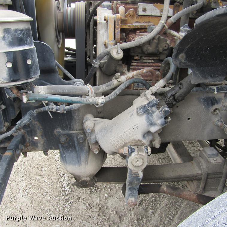 image for item DC7406 2001 Sterling 9500 semi truck