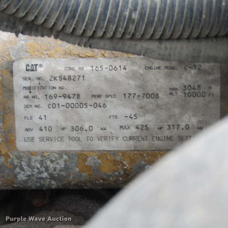 image for item DC7406 2001 Sterling 9500 semi truck