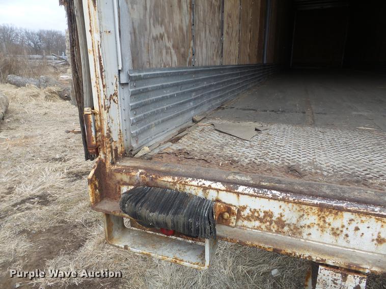 image for item DC7407 1989 Fruehauf FB91.5T2-48LP dry van trailer