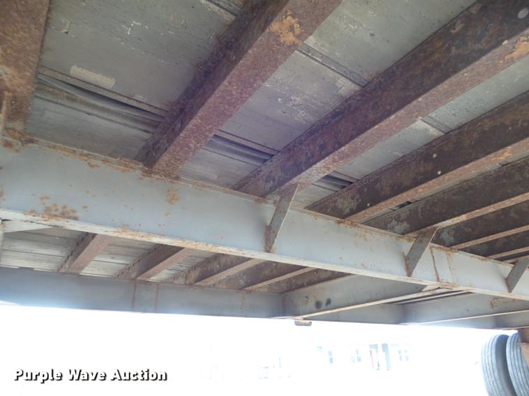 image for item DC7407 1989 Fruehauf FB91.5T2-48LP dry van trailer