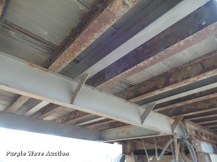 image for item DC7407 1989 Fruehauf FB91.5T2-48LP dry van trailer