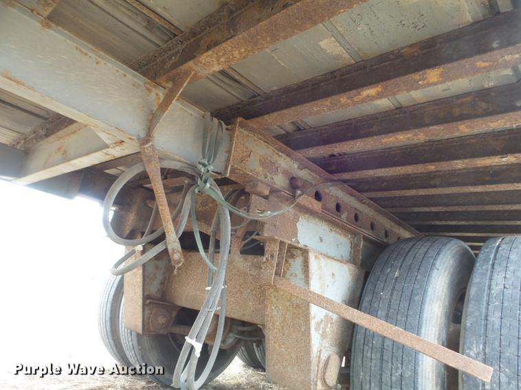 image for item DC7407 1989 Fruehauf FB91.5T2-48LP dry van trailer