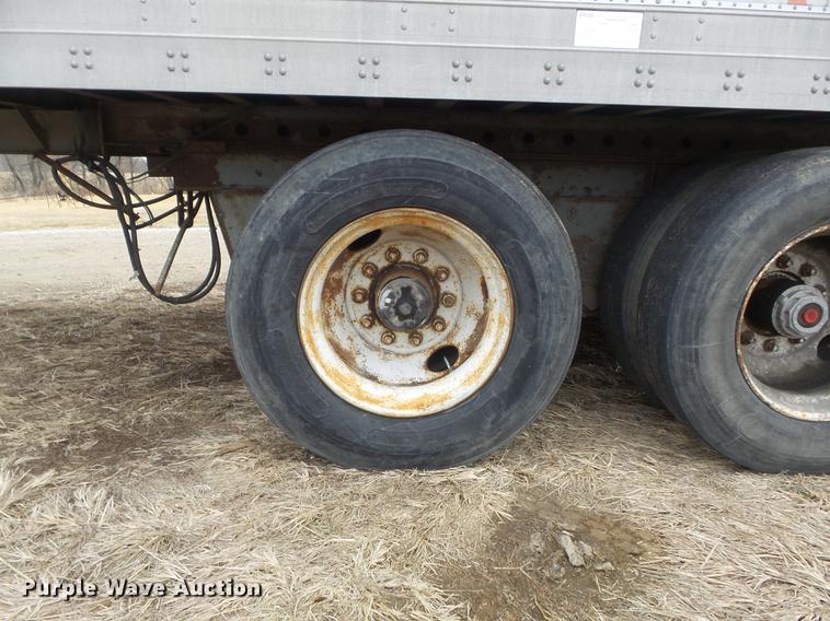 image for item DC7407 1989 Fruehauf FB91.5T2-48LP dry van trailer