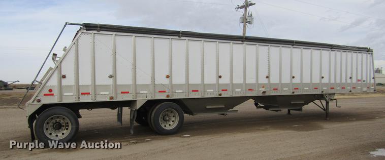 image for item DC8254 2000 Corn Husker 800ALSSR double hopper bottom grain trailer