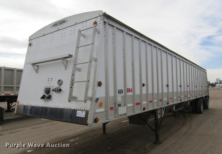 image for item DC8254 2000 Corn Husker 800ALSSR double hopper bottom grain trailer