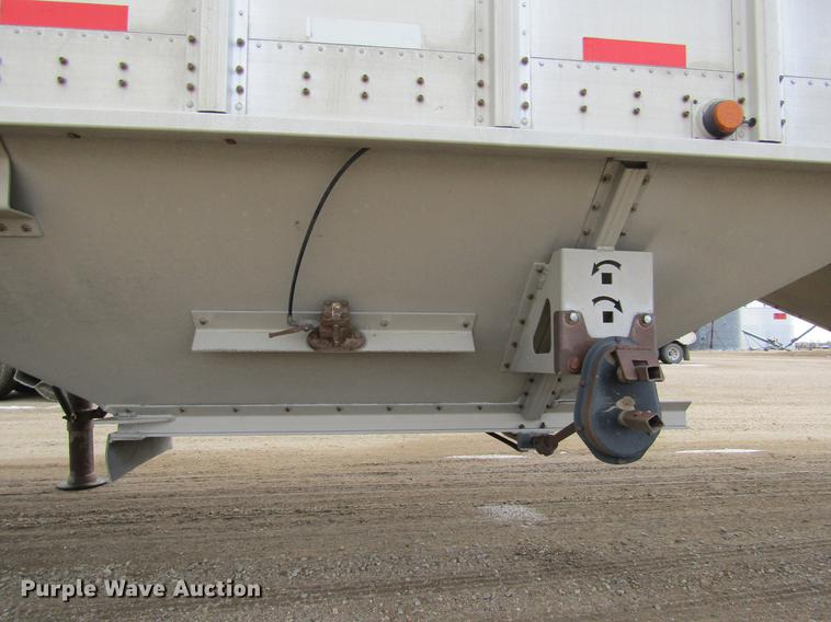 image for item DC8254 2000 Corn Husker 800ALSSR double hopper bottom grain trailer