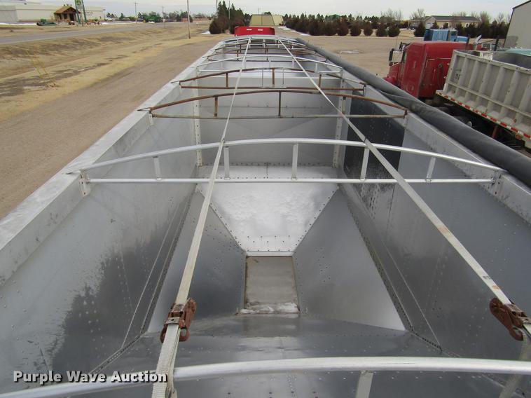 image for item DC8254 2000 Corn Husker 800ALSSR double hopper bottom grain trailer