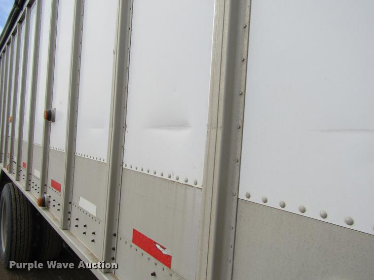 image for item DC8254 2000 Corn Husker 800ALSSR double hopper bottom grain trailer