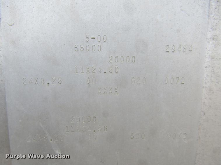 image for item DC8254 2000 Corn Husker 800ALSSR double hopper bottom grain trailer