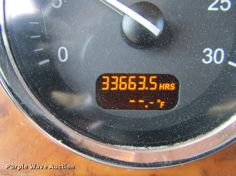 image for item DC8255 2009 Peterbilt 386 semi truck