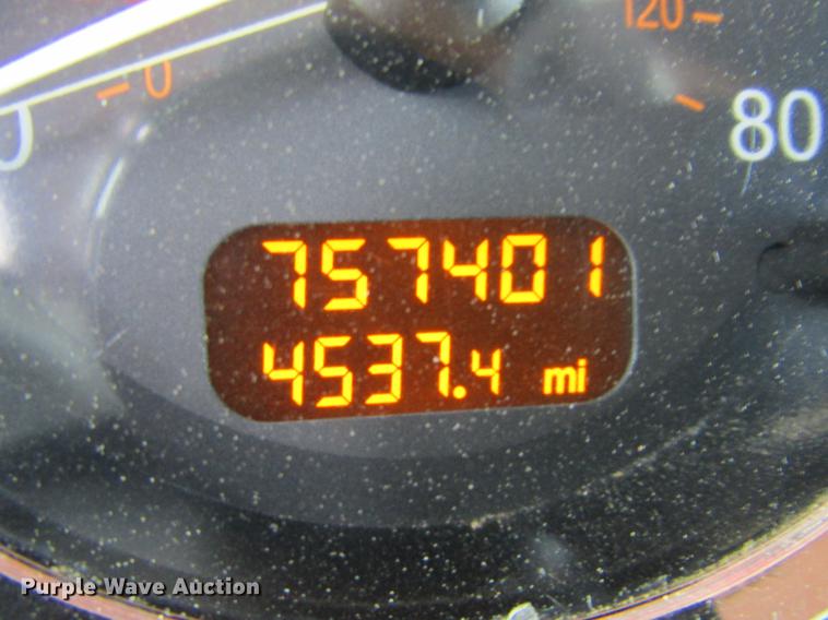 image for item DC8255 2009 Peterbilt 386 semi truck