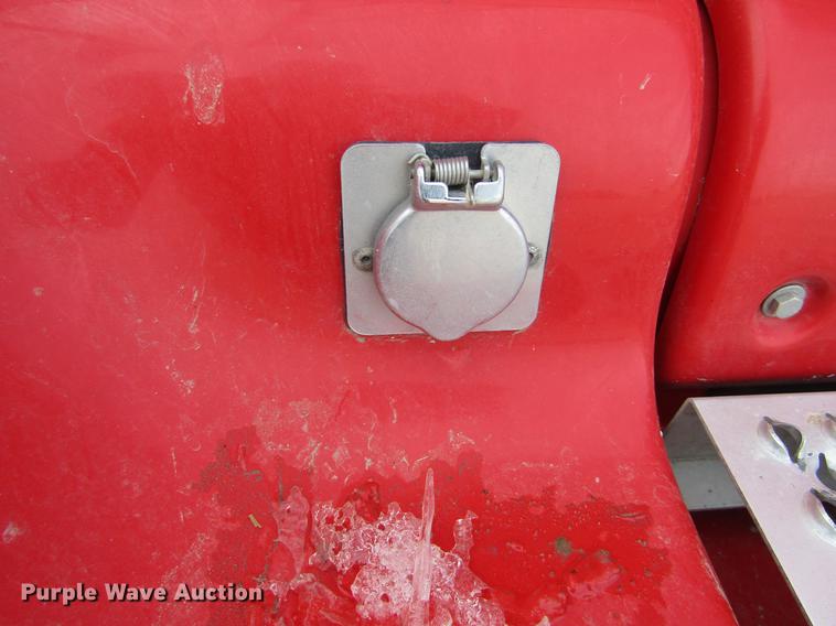 image for item DC8255 2009 Peterbilt 386 semi truck