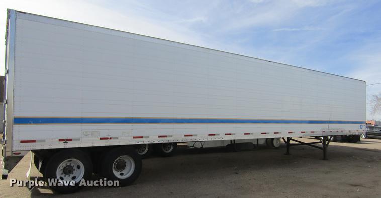 image for item DE6592 2006 Utility Trailers refrigerated van trailer