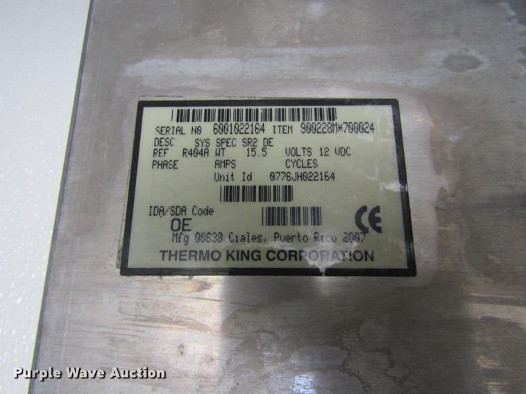 image for item DE6592 2006 Utility Trailers refrigerated van trailer