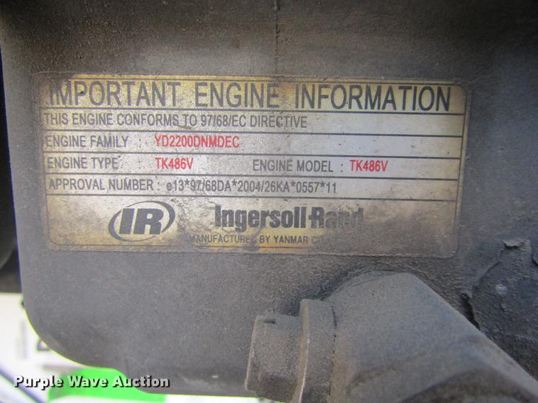 image for item DE6592 2006 Utility Trailers refrigerated van trailer