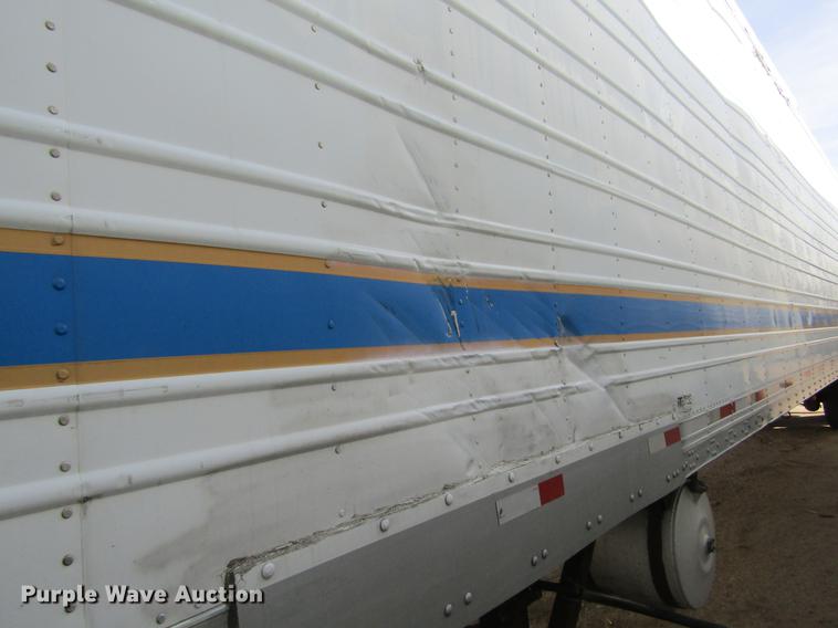 image for item DE6592 2006 Utility Trailers refrigerated van trailer