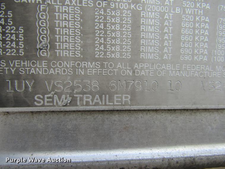 image for item DE6592 2006 Utility Trailers refrigerated van trailer