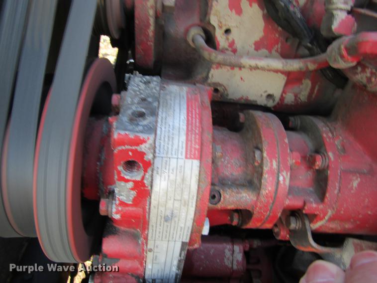 image for item DF9483 1985 Peterbilt semi truck