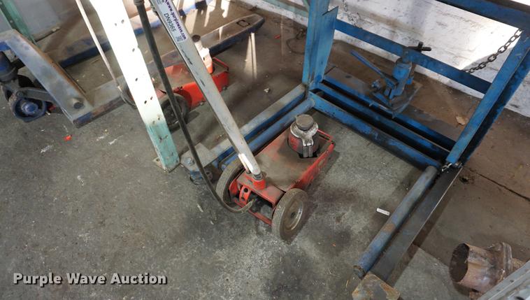 image for item DN9365 (4) jacks