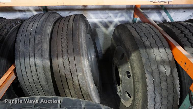 image for item DN9367 (7) tires