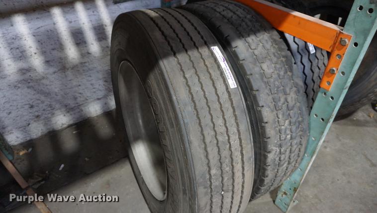 image for item DN9368 (2) 285/75R22.5 tires and wheels