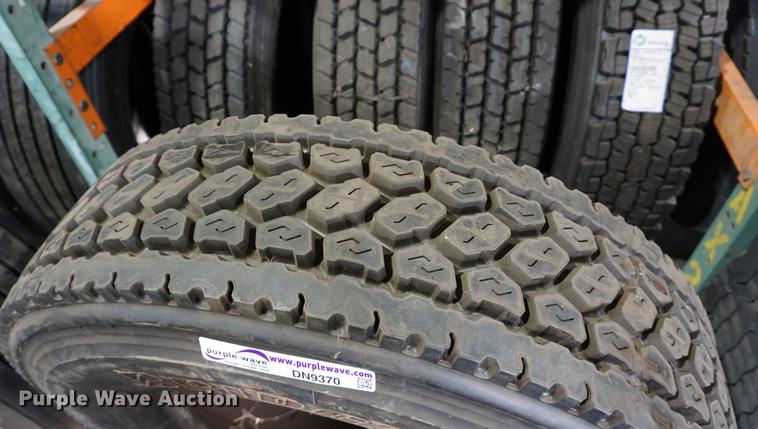 image for item DN9370 (5) 295/75R22.5 tires