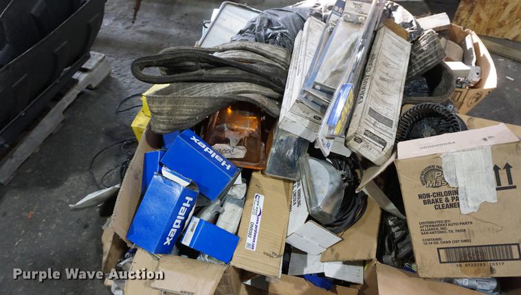 image for item DN9382 Truck parts