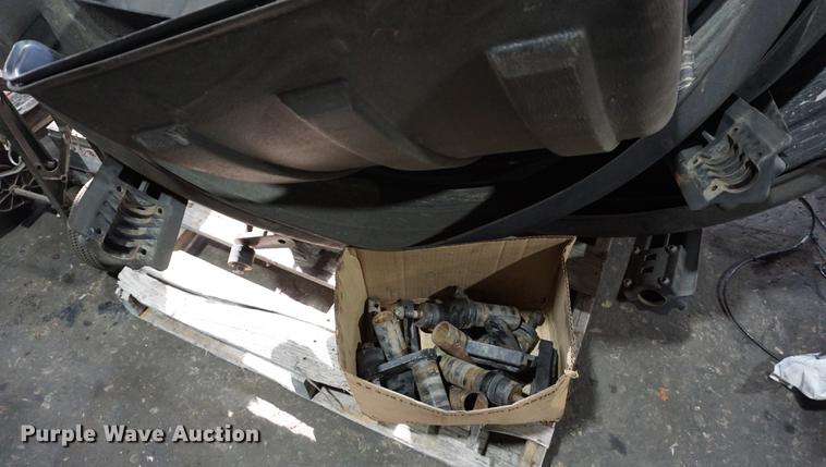 image for item DN9383 (10) plastic fenders