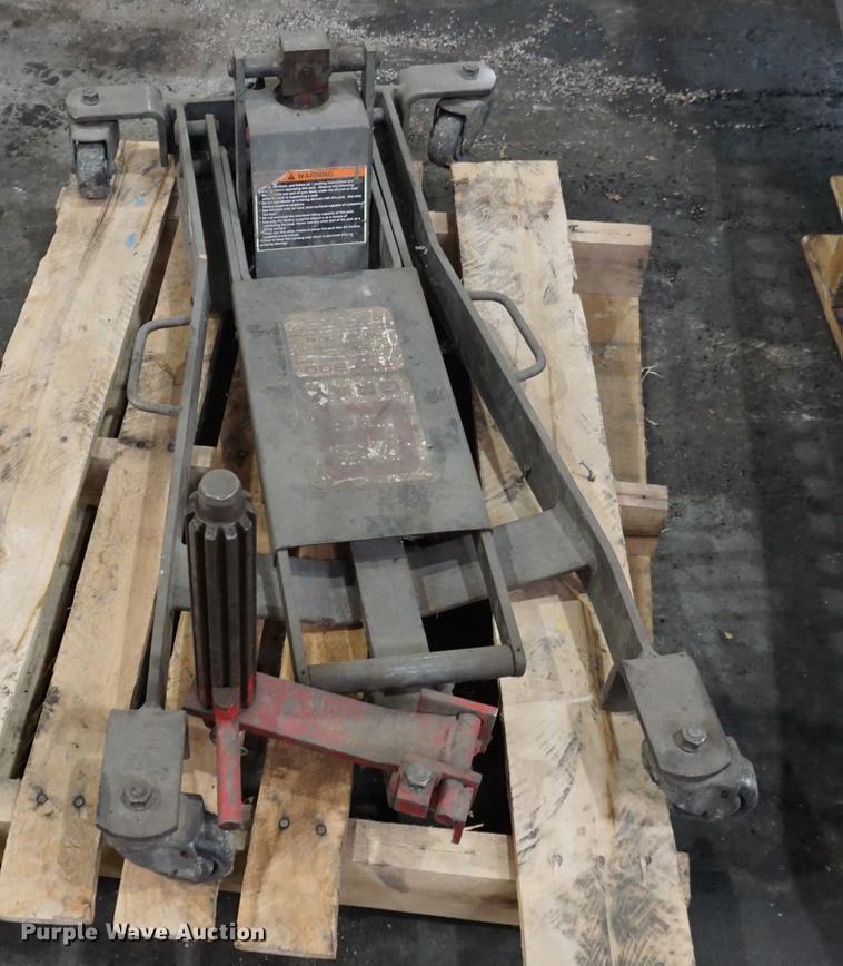 image for item DN9390 (2) jacks