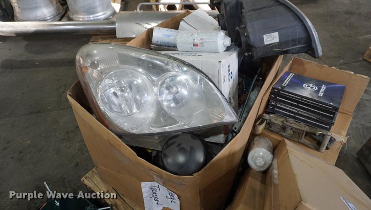 image for item DN9391 Truck parts