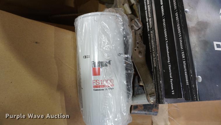 image for item DN9391 Truck parts