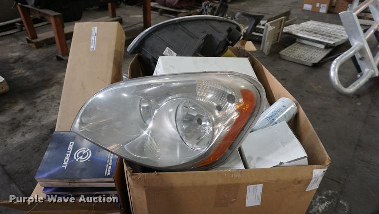 image for item DN9391 Truck parts