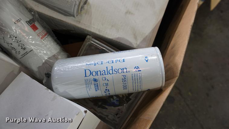 image for item DN9391 Truck parts