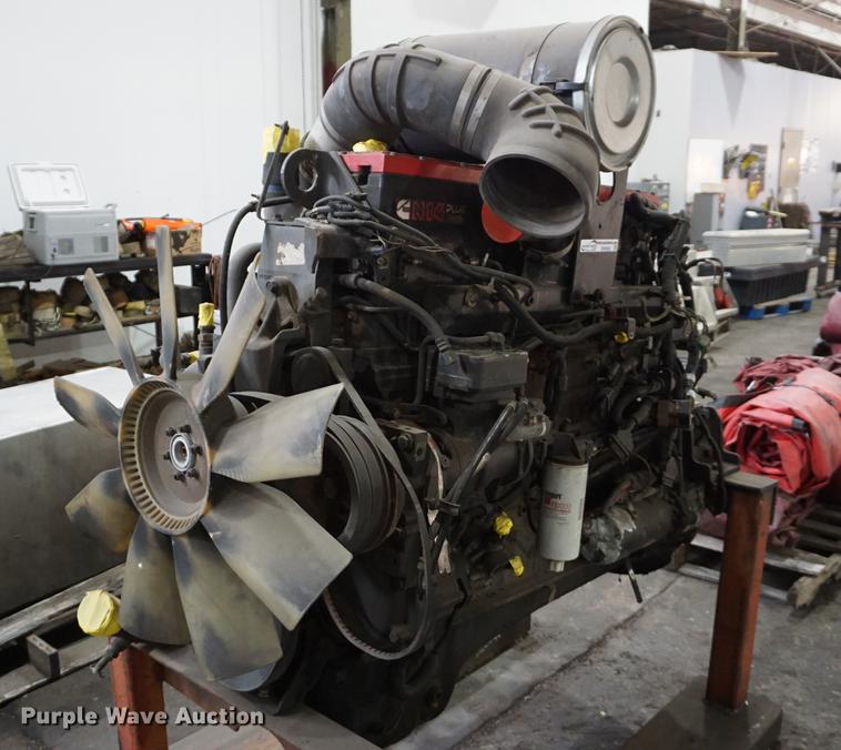 image for item DN9393 2002 Cummins N14 Plus 14.0L six cylinder diesel engine