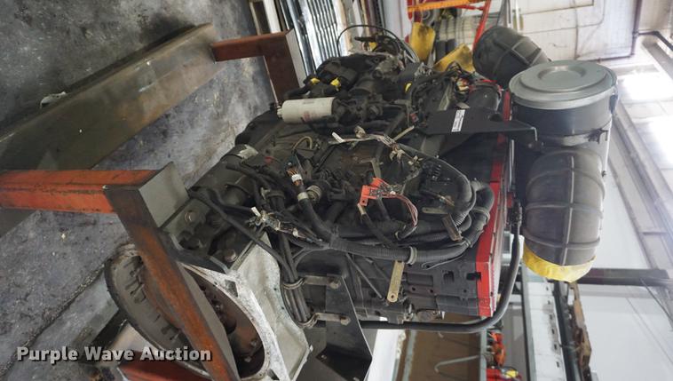 image for item DN9393 2002 Cummins N14 Plus 14.0L six cylinder diesel engine