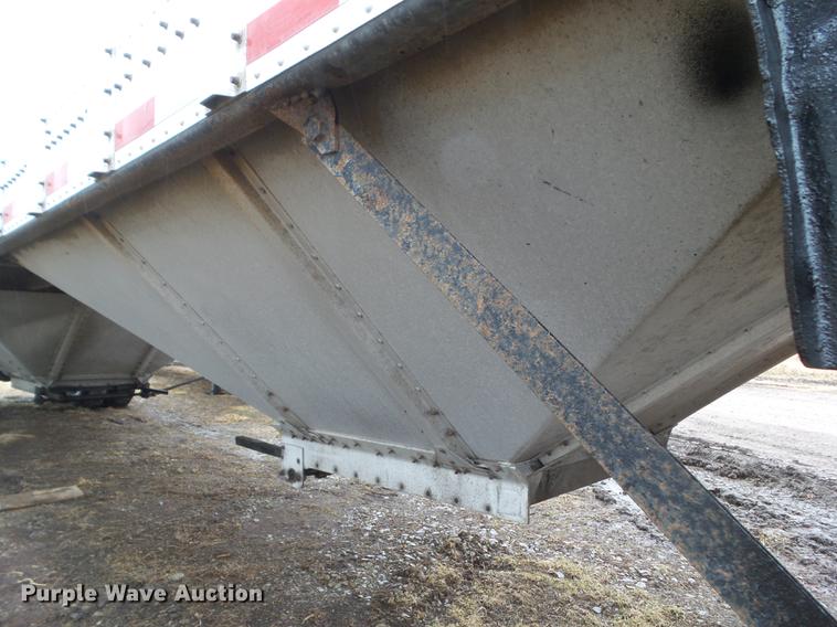 image for item DZ9270 1999 Merritt double hopper bottom grain trailer