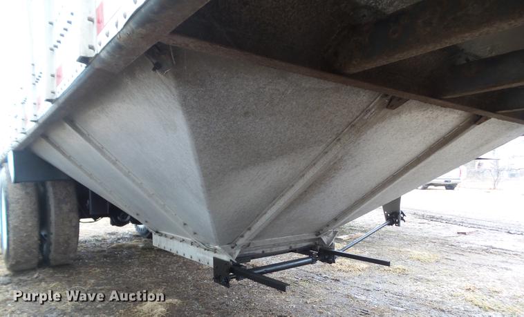 image for item DZ9270 1999 Merritt double hopper bottom grain trailer