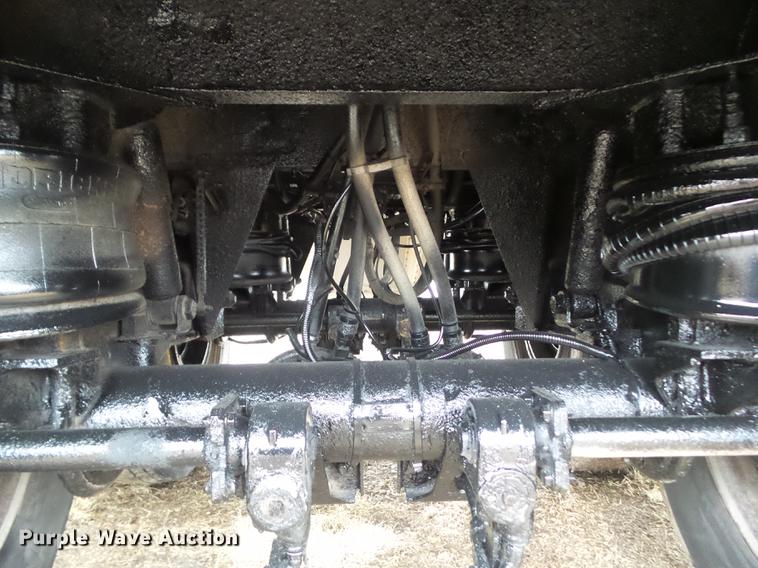 image for item DZ9270 1999 Merritt double hopper bottom grain trailer