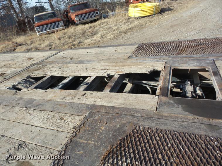 image for item E3839 2007 Ledwell Hydratail equipment trailer