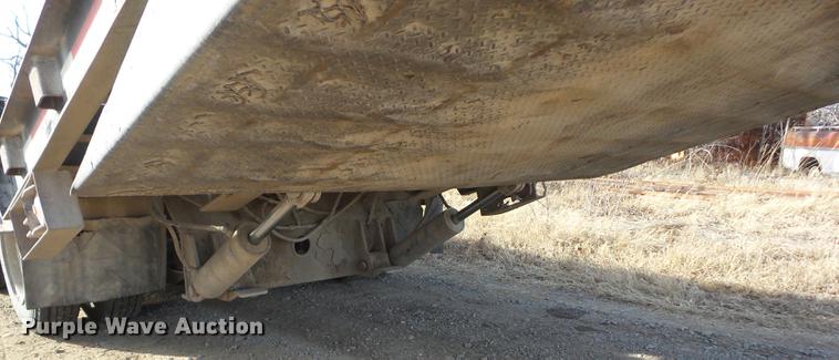 image for item E3839 2007 Ledwell Hydratail equipment trailer